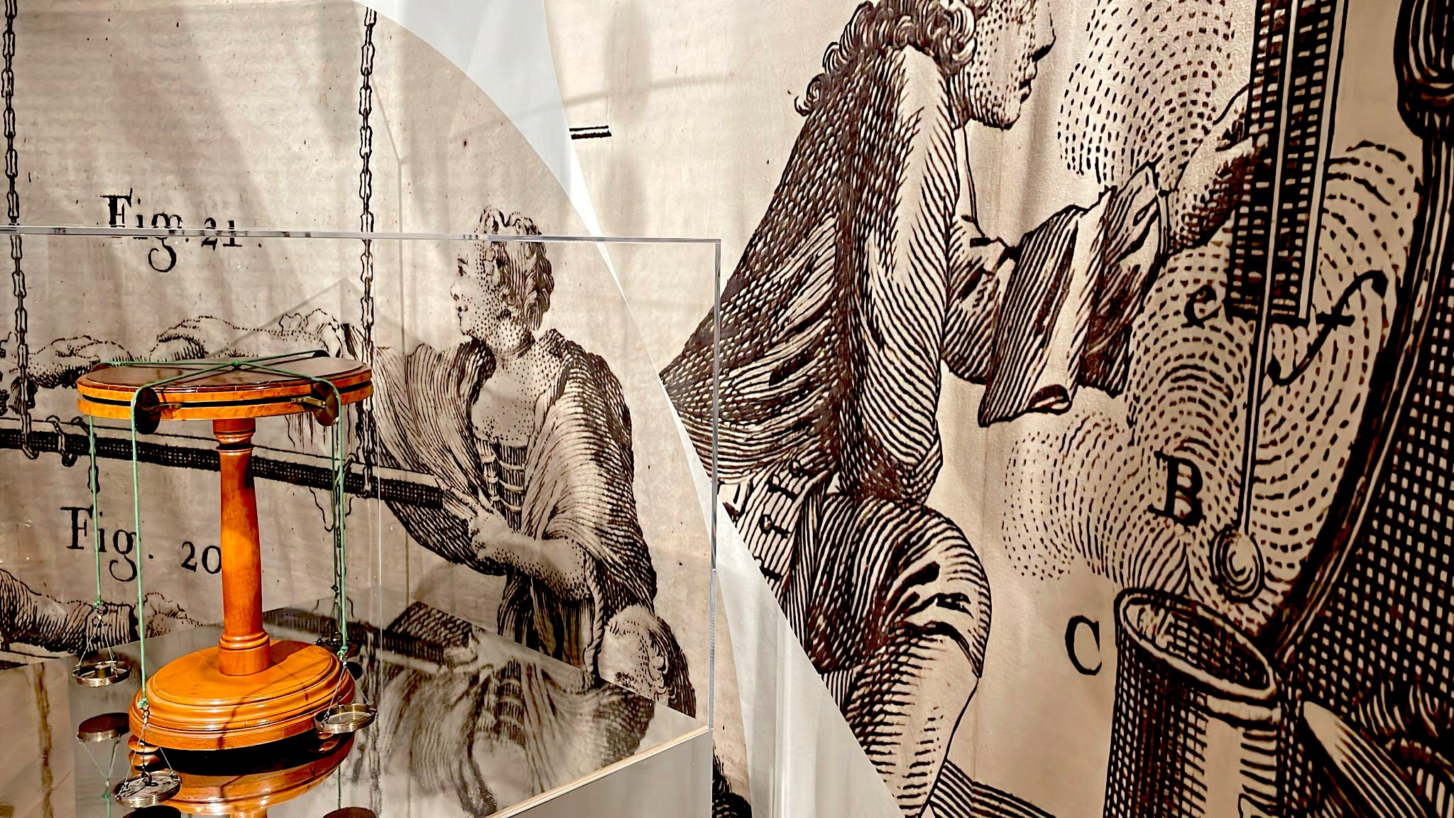 La fisica newtoniana e i suoi luoghi: un viaggio nella diffusione del sapere scientifico